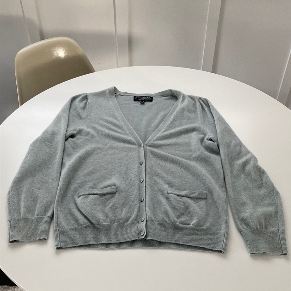 Banana Republic cashmere cardigan - L